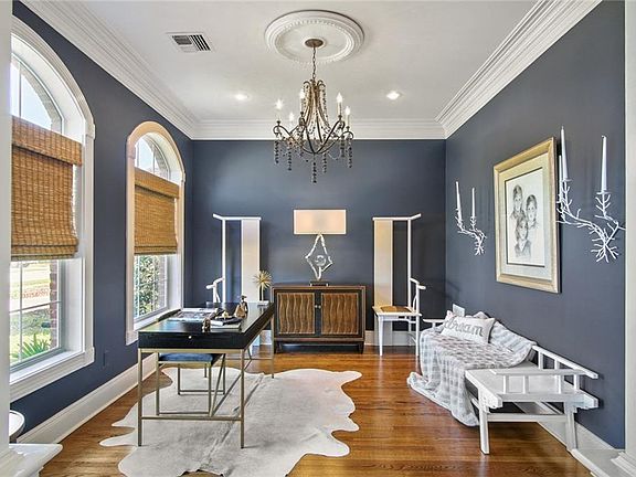 4th image of 3824 Edenborn Ave