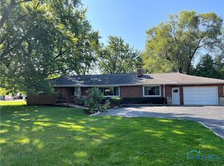323 6th St, Findlay, OH 45840