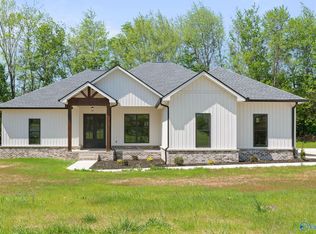 25541 Taylor St, Elkmont, AL 35620