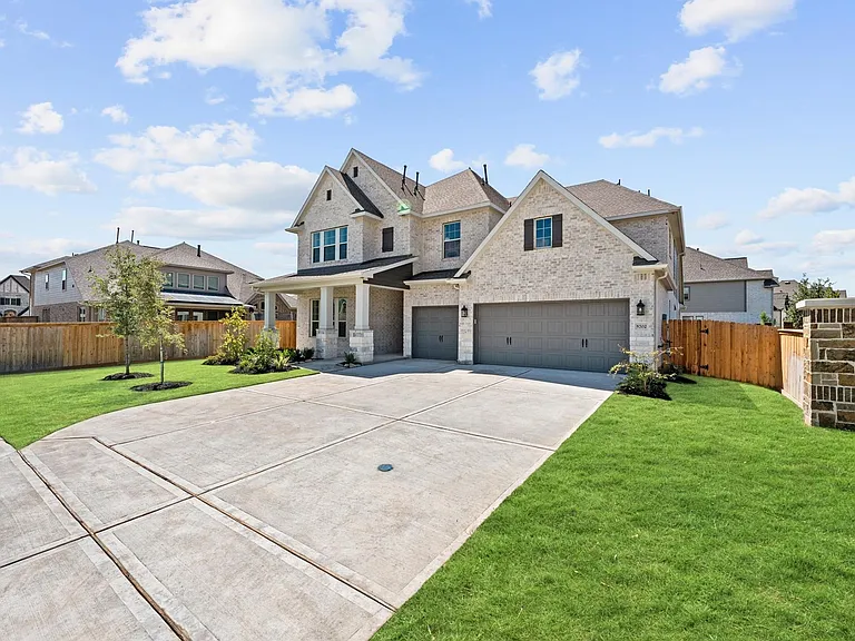 5702 Diamond Dust Dr — Photo 3