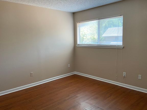 5th image of 204 Post Oak Blvd #218