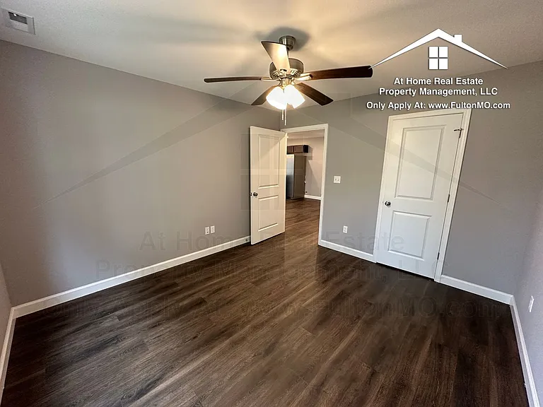 2620 N Bluff St #102 — Photo 11