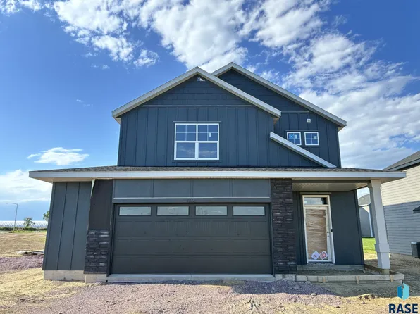 6512 W Goldberg Dr, Sioux Falls, SD 57107