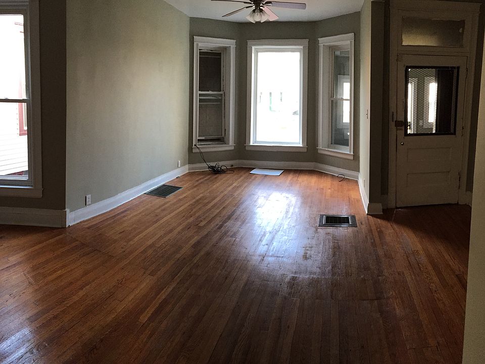 1st image of 8227 S Winchester Ave