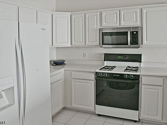 4th image of 1307 Franklin Ln