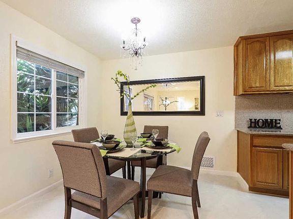 5th image of 5543 Eagles Ln APT 3