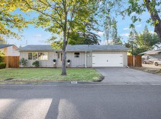 707 SW Westholm Ave, Grants Pass, OR 97526