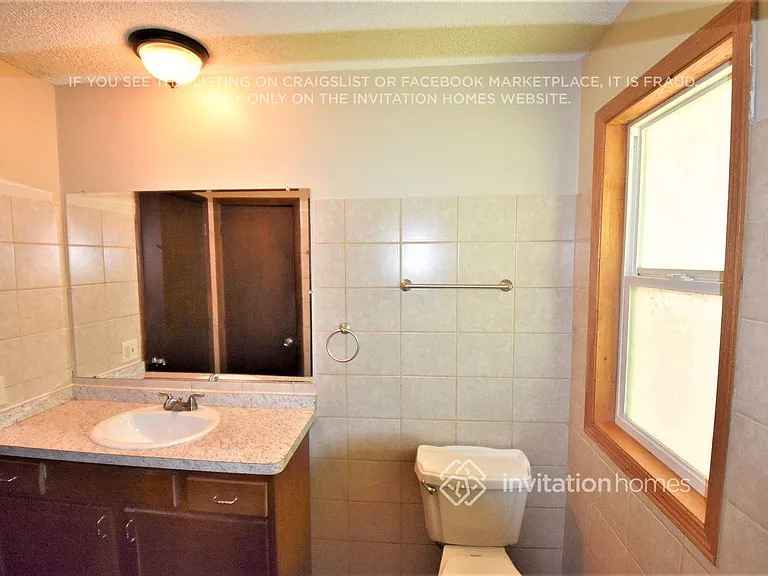 906 Ghostley Ln N — Photo 9
