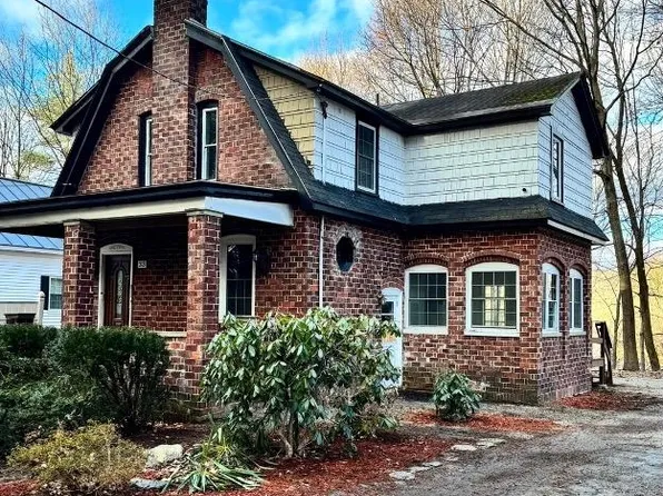 33 Beechmont Street, Claremont, NH 03743