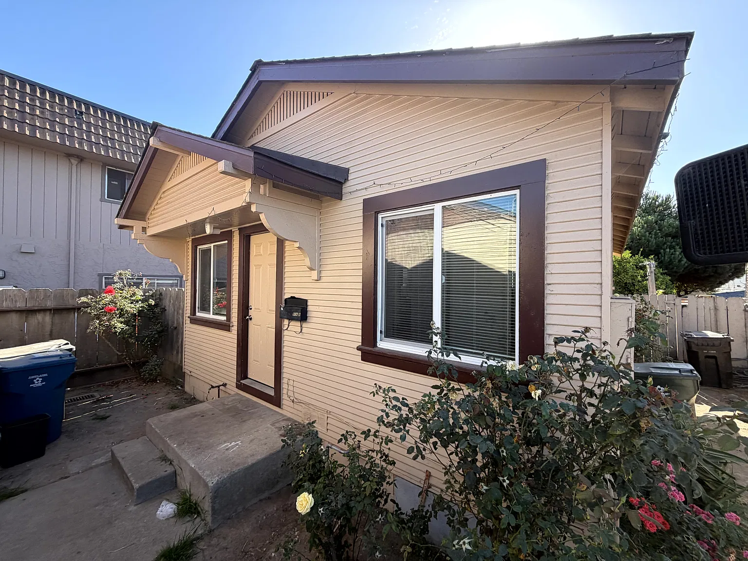 906 Del Monte Avenue - 1 — Photo 2