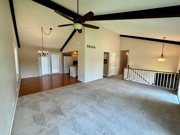 3rd image of 804 Mohanna Pl