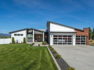 1516 S Chapman Rd, Greenacres, WA 99016