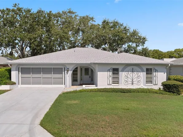 10715 Footprint Ln, Port Richey, FL 34668