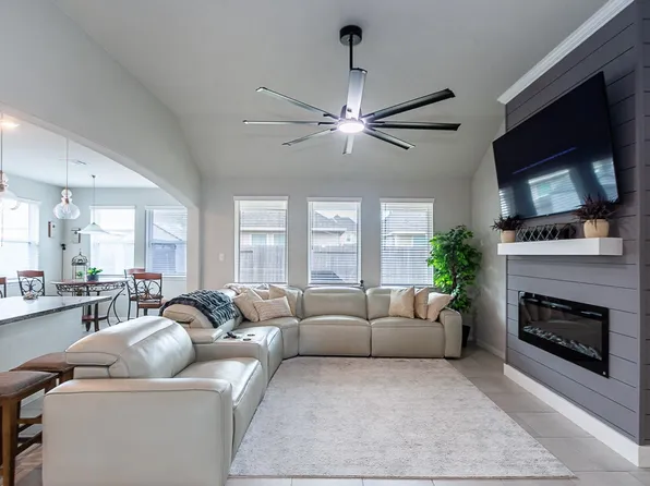 1842 Kenley Way, Alvin, TX 77511