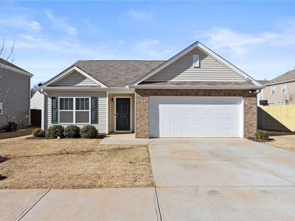 111 Poplarville Dr, Piedmont, SC 29673