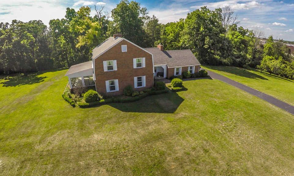 1st image of 2735 Lillian Ln