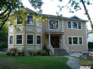 26 Hilldale Rd, Albertson, NY 11507