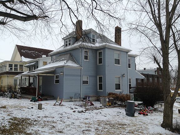 2nd image of 2120 N 5th St