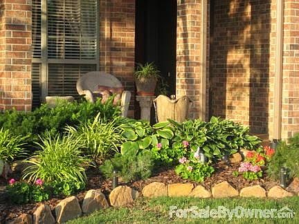 Front Garden with Fountain