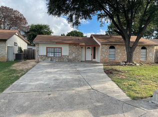 9307 Cliff Point Dr, San Antonio, TX 78250