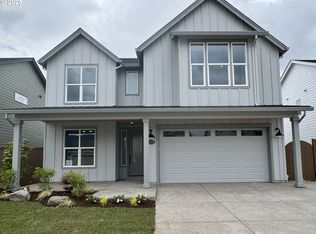 215 SW 18th Ave, Canby, OR 97013