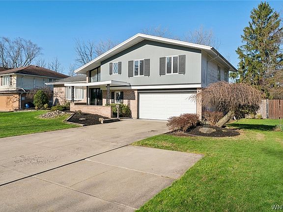 2nd image of 40 Tristan Ln