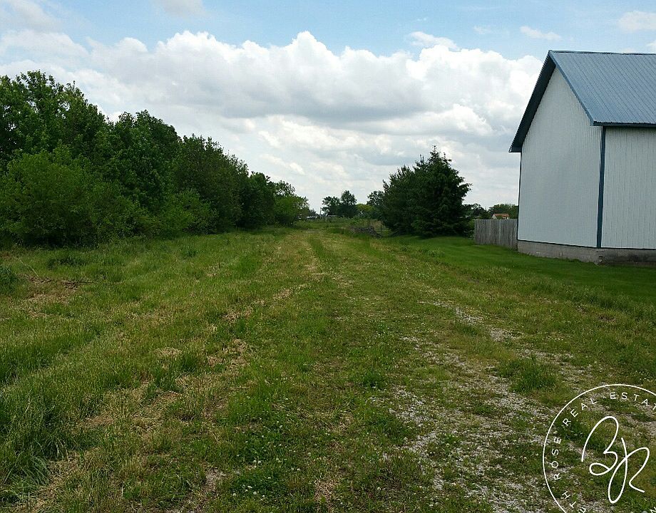 2nd image of 3500 Brown Rd