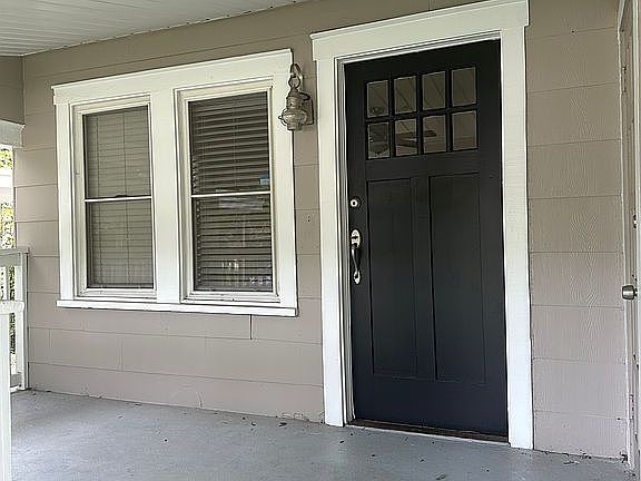 2nd image of 311 W Violet St