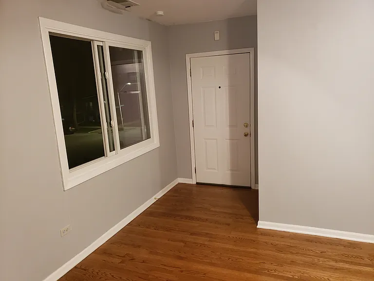 5643 N Karlov Ave #2 — Photo 12
