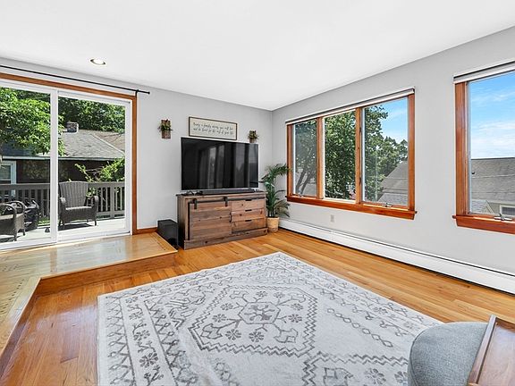 5th image of 11 Beech Ln