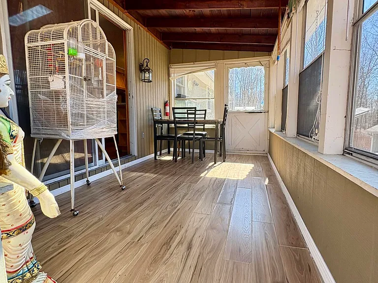 2193 Spring Dr — Photo 18