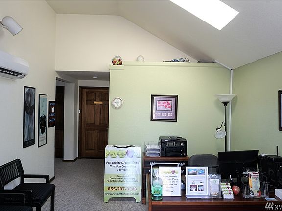 Another shot of the potential family room.