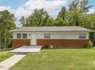 1056 E Skyline Dr, Morristown, TN 37813