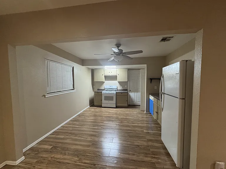 3601 Kemp Ave — Photo 2