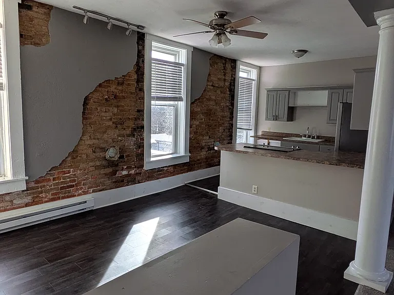 5 W Sandusky St #E — Photo 4