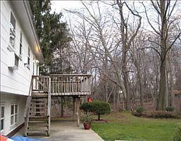 4th image of 8 Crescent Ct