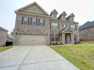 675 Birkdale Dr, Fairburn, GA 30213