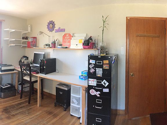 Bedroom/Office