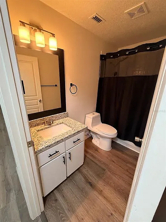 4 bed, 1654 sqft, $2,250 — Photo 4