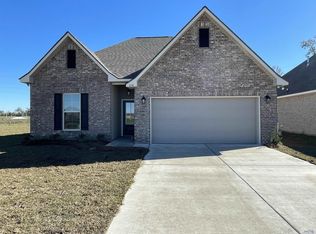 256 Marie Claire Dr, Houma, LA 70364