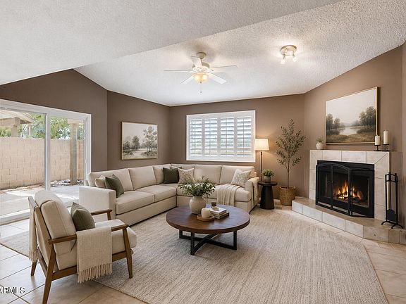 5th image of 15652 N 38TH Place