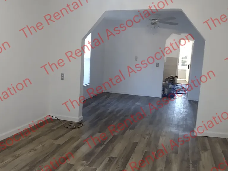 315 Pershing St — Photo 7