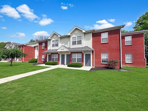 Stratford Place Apartment Homes - Apartment Building