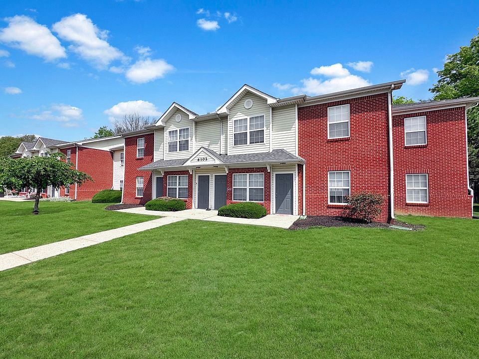 Stratford Place Apartment Homes - Apartment Building