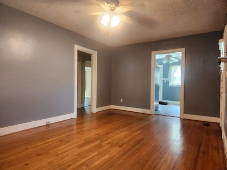 5344 Greenbriar Rd — Photo 3