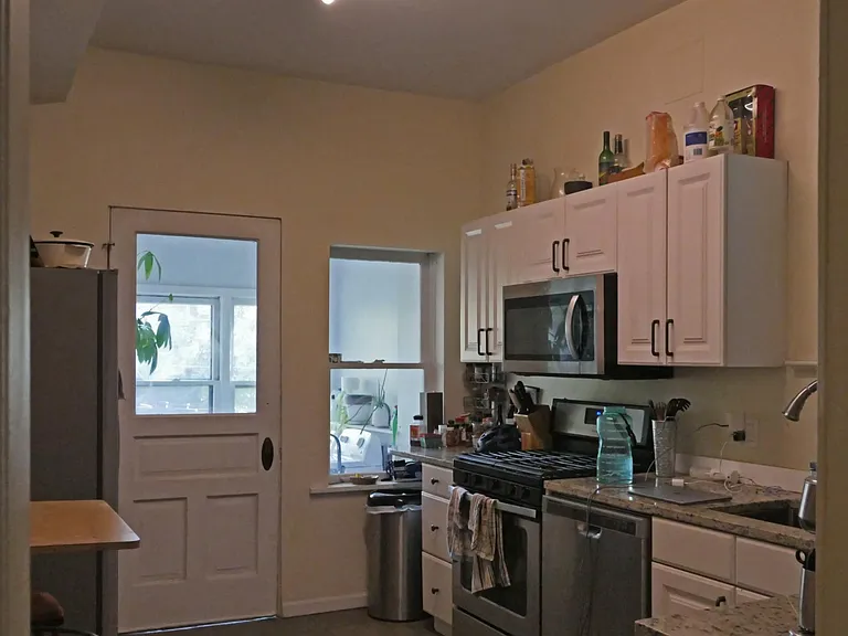 3037 W Logan Blvd #2 — Photo 15