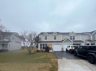 1986 Muirfield Cir, Elgin, IL 60123