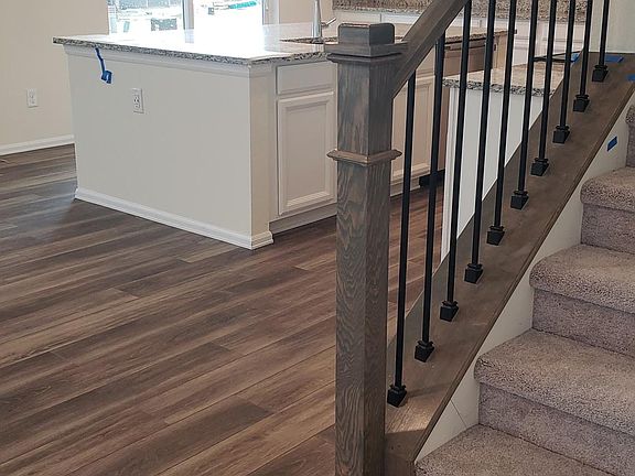 5th image of 961 Avena Ct