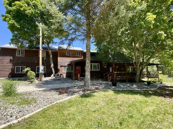 429 Barnhart Rd, Careywood, ID 83809