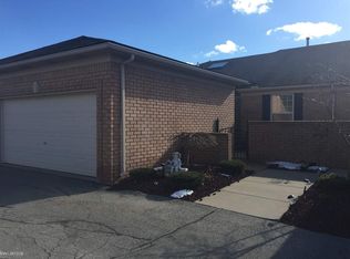 30606 Eleanor Ct, Chesterfield, MI 48051